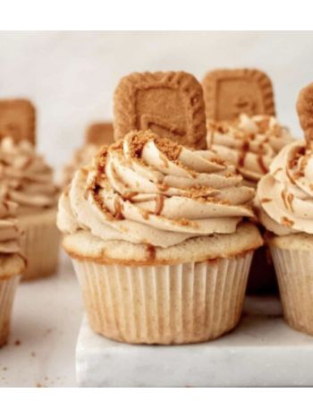 Cookies n’ Cream Cupcakes (12 pieces )